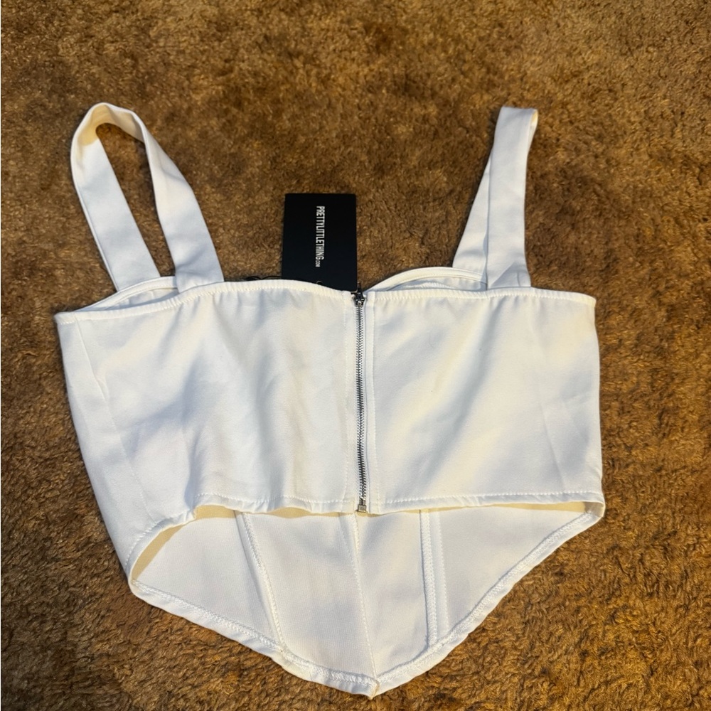 PrettyLittleThing White Structured Corset Top - Picture 4 of 4